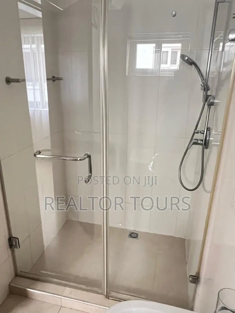 Furnished 4bdrm Townhouse / Terrace in Airport Residential Area