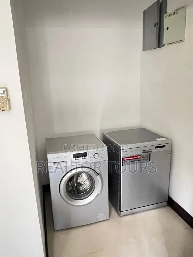 Furnished 4bdrm Townhouse / Terrace in Airport Residential Area