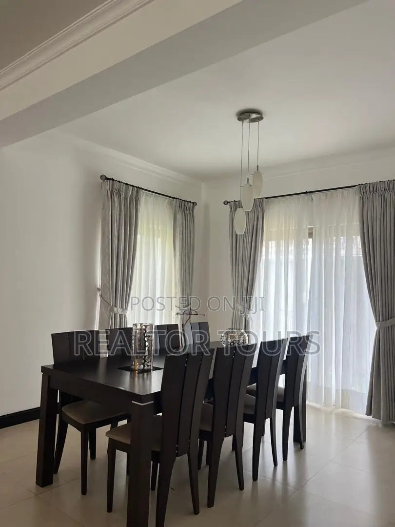 Furnished 4bdrm Townhouse / Terrace in Airport Residential Area