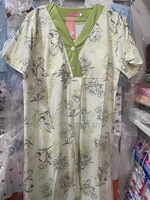 Breastfeeding/Maternity Nightie