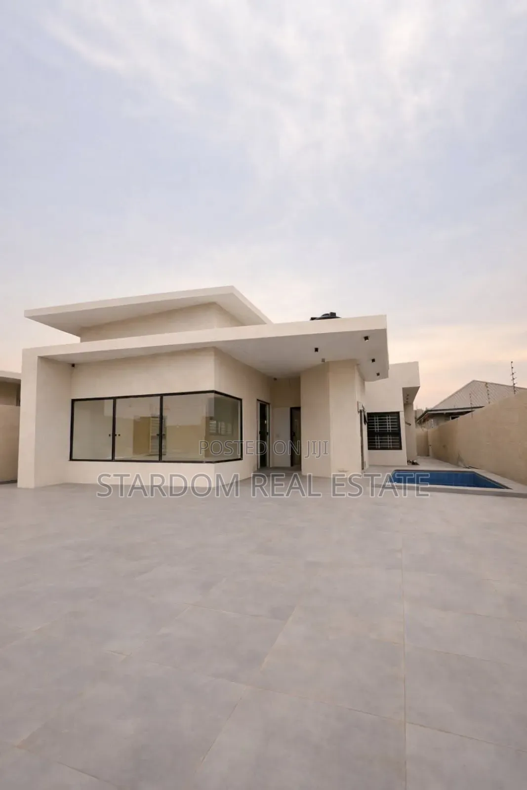3bdrm Bungalow in East Legon Hills for sale