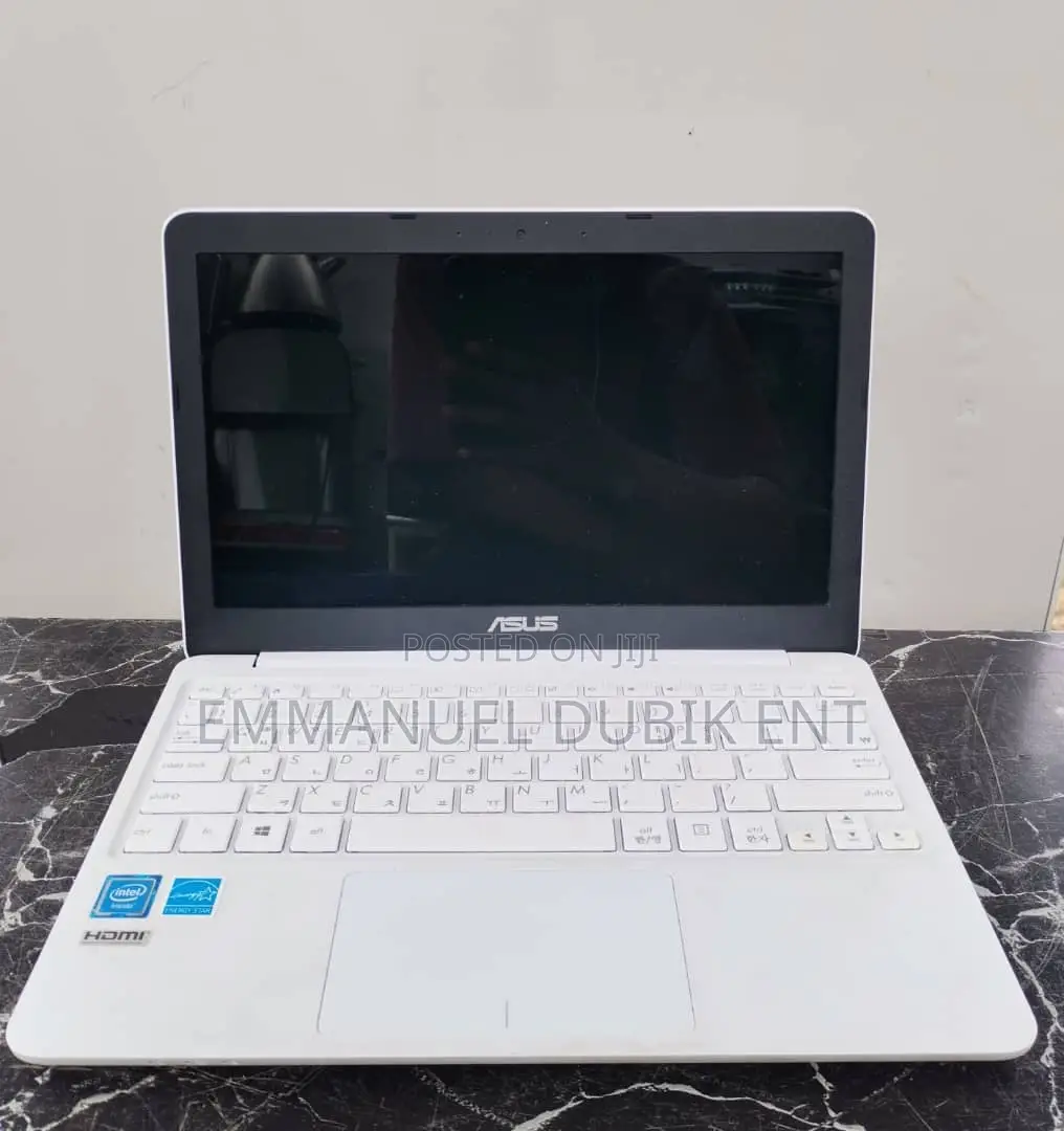 Laptop Apple MacBook Pro 4GB Intel Core i5 SSD 512GB