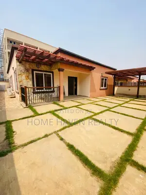 3bdrm House in Achimota for rent