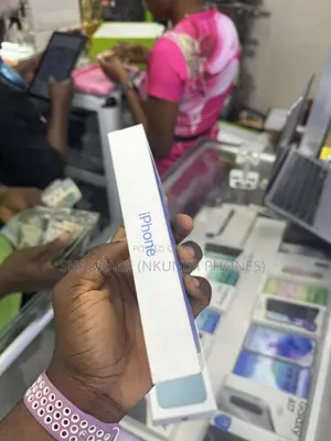 New Apple iPhone 16 128 GB Blue