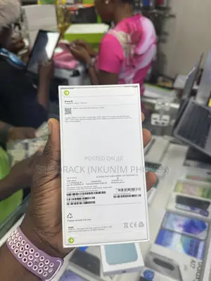 New Apple iPhone 16 128 GB Blue
