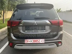 Mitsubishi Outlander PHEV 2019 Gray