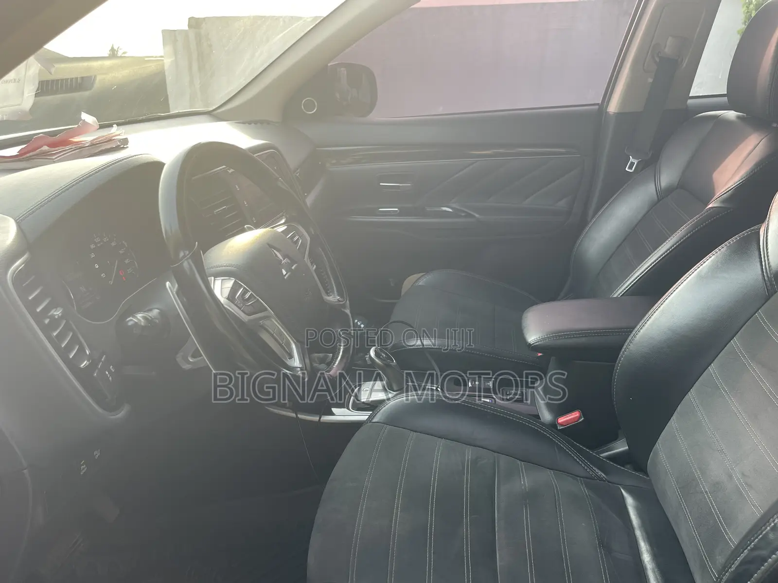 Mitsubishi Outlander PHEV 2019 Gray