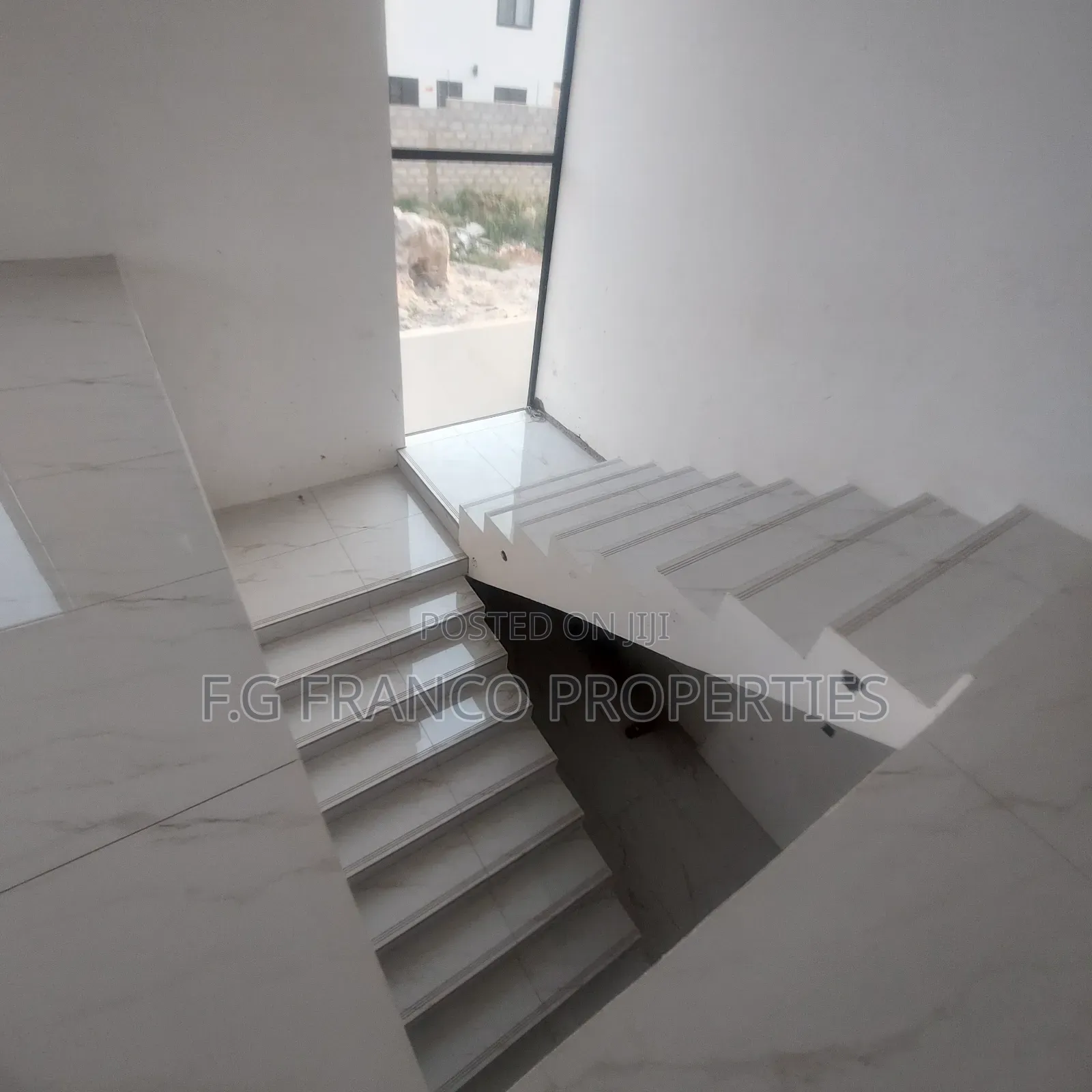 5bdrm House in Kg.Franco Properties, East Legon for sale