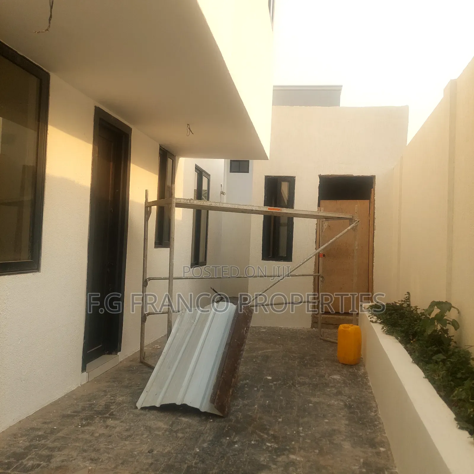5bdrm House in Kg.Franco Properties, East Legon for sale