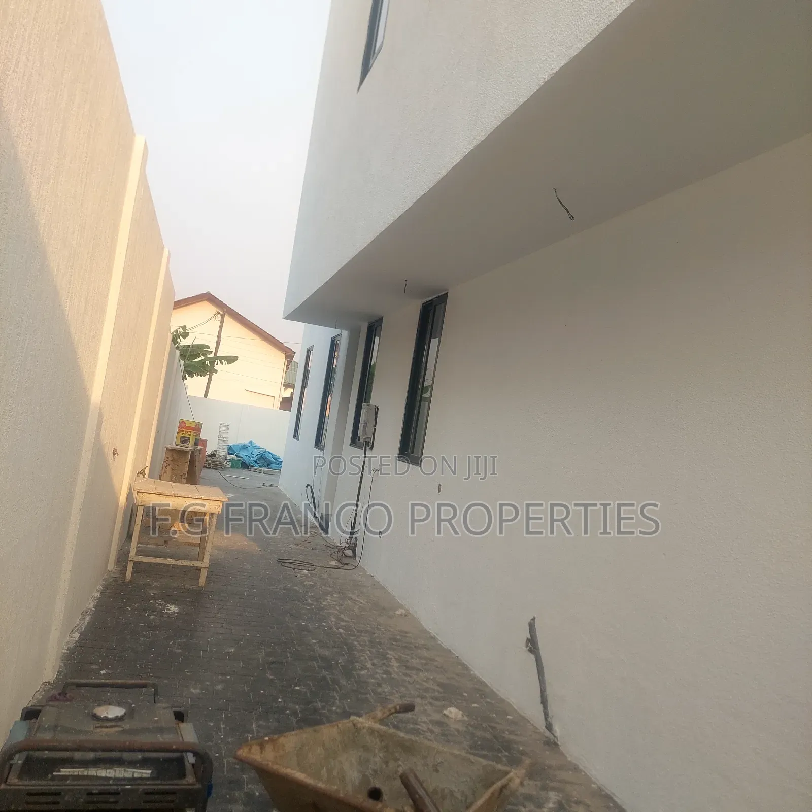 5bdrm House in Kg.Franco Properties, East Legon for sale