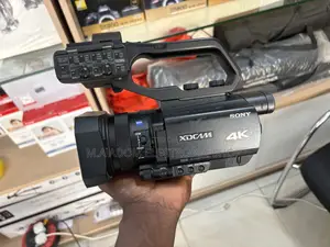 Sony PWX X70 Video Camera