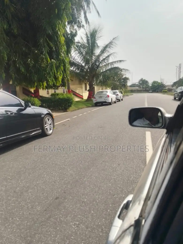 4bdrm House in Airport Residential for sale