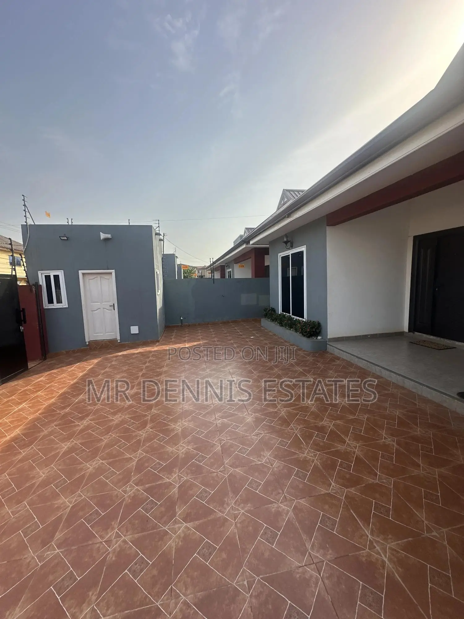 3bdrm House in Mr Dennis Estates, Boundary Road Area for sale