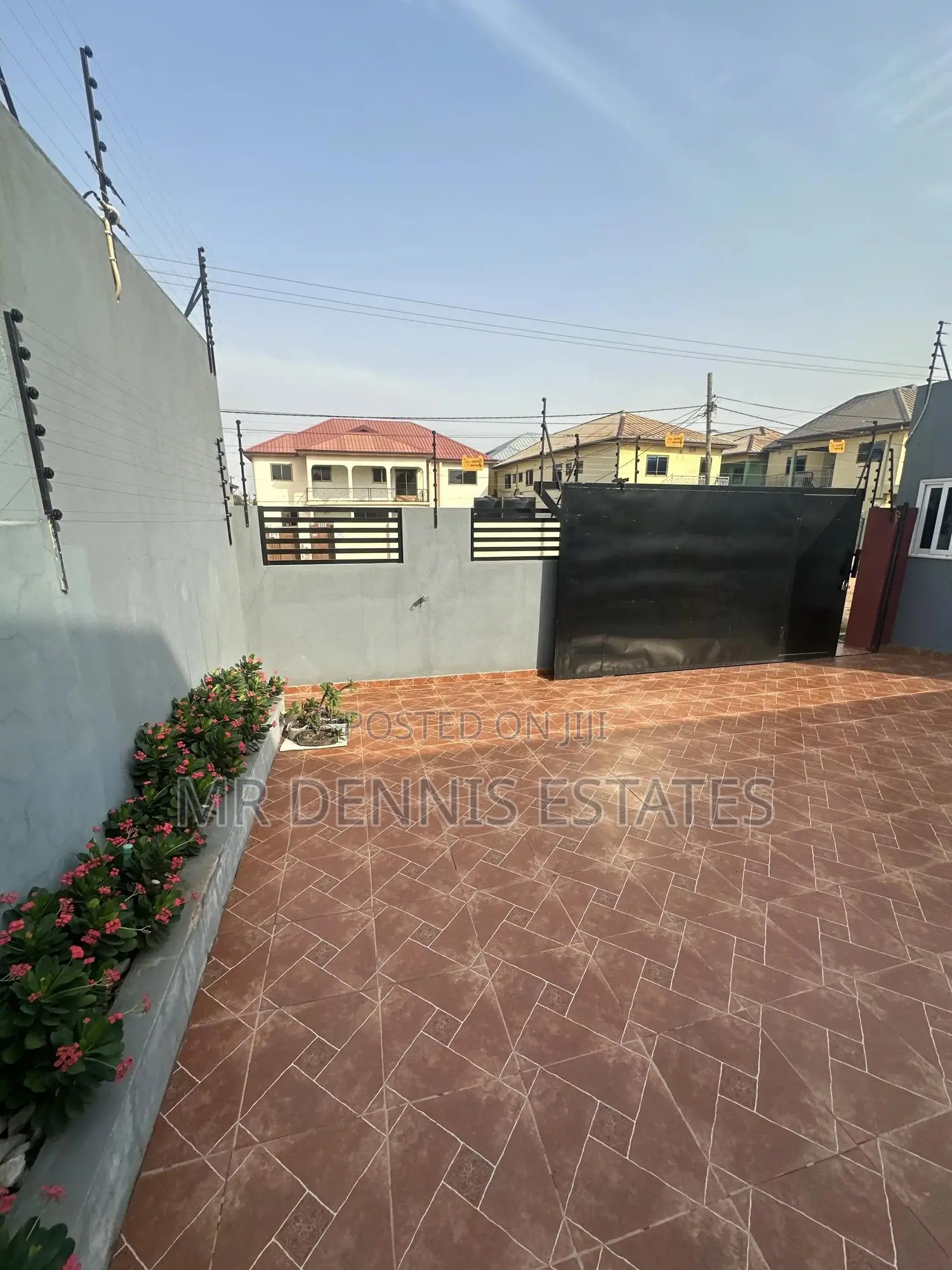 3bdrm House in Mr Dennis Estates, Boundary Road Area for sale