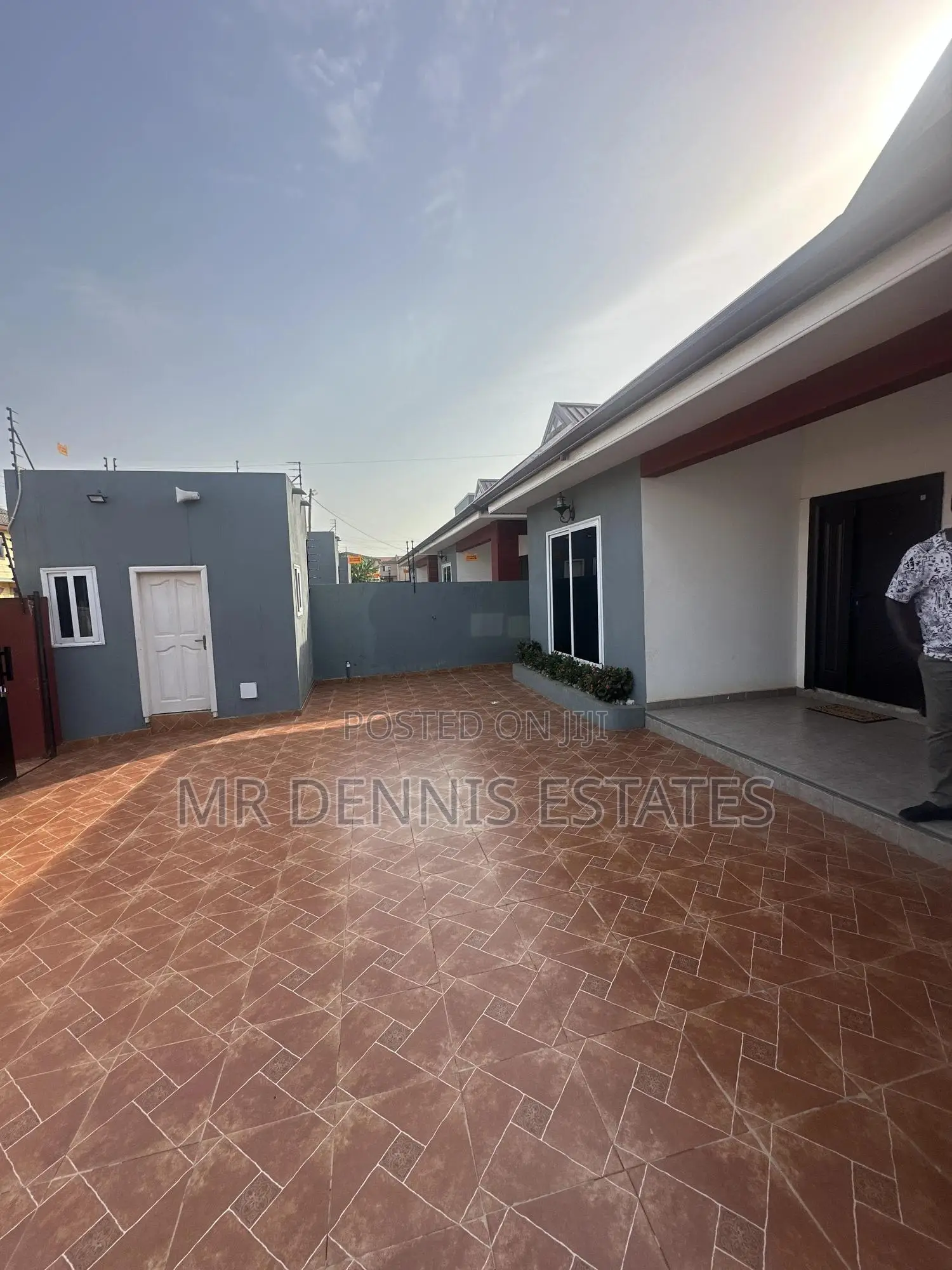 3bdrm House in Mr Dennis Estates, Boundary Road Area for sale