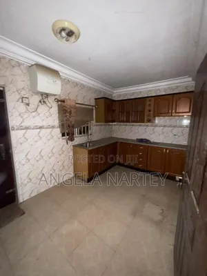 3bdrm House in East Legon for sale
