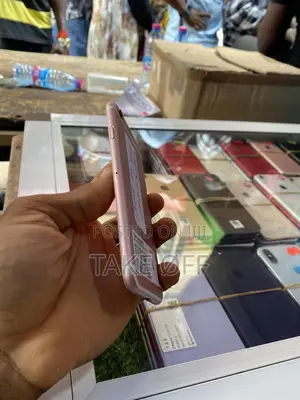 Apple iPhone 6s 32 GB Gold
