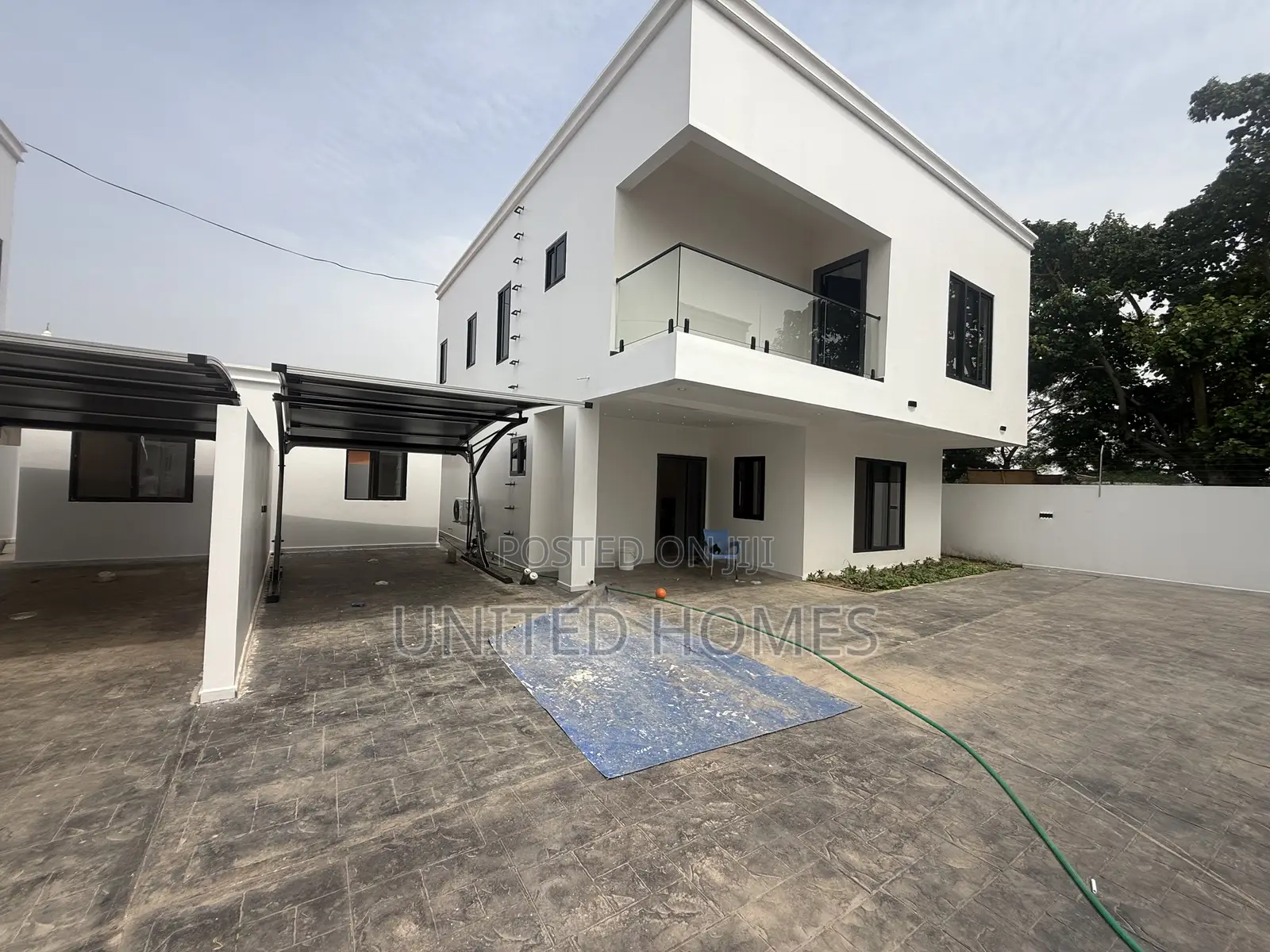 4bdrm House in East Legon for sale