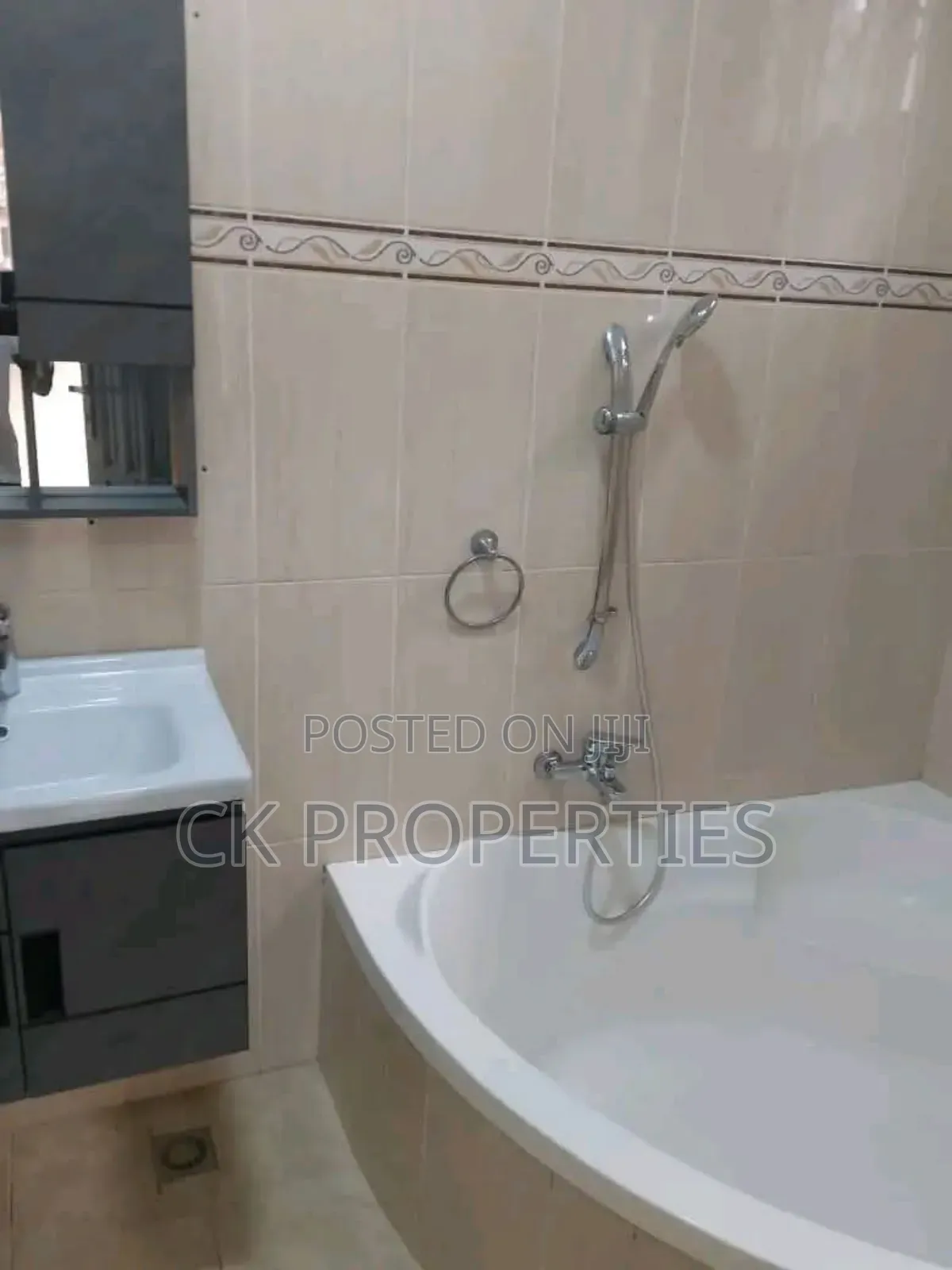 4bdrm House in Dome for rent