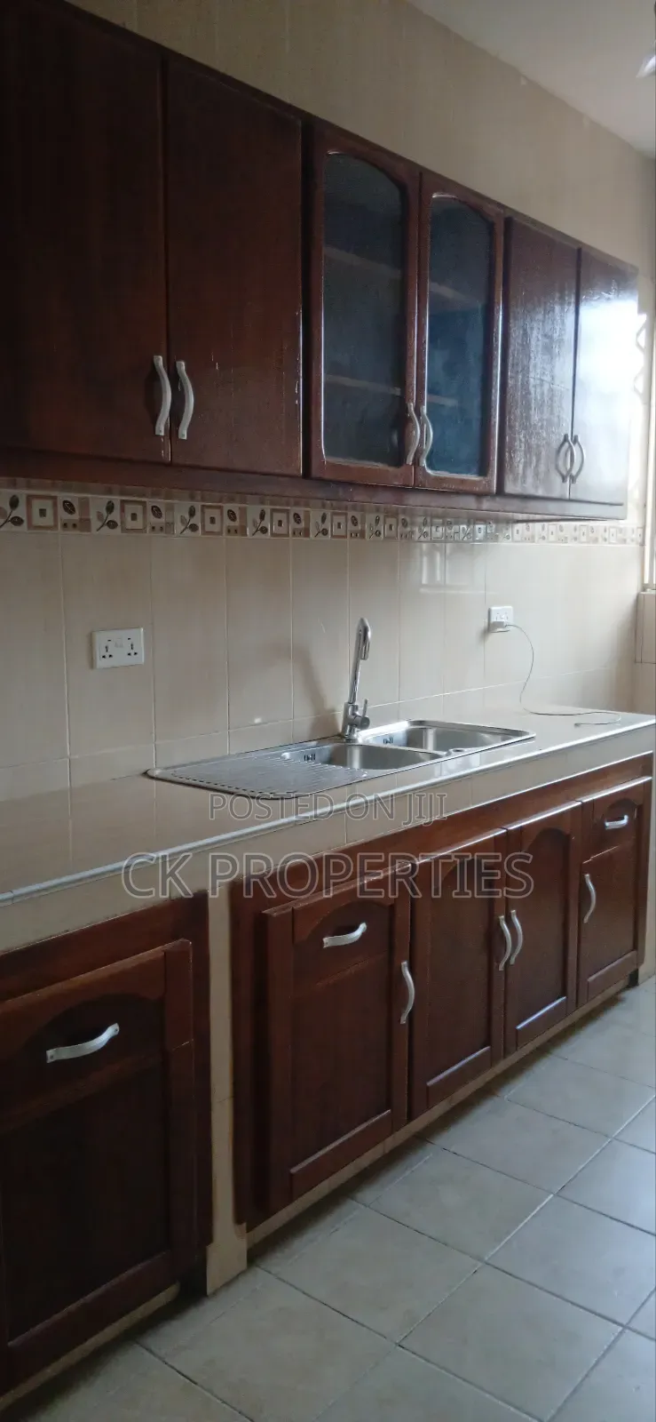 4bdrm House in Dome for rent
