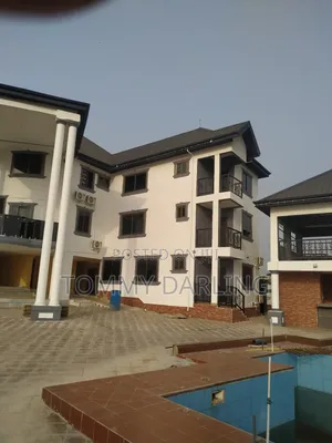 Professional Painter for Interior and Exterior Painting