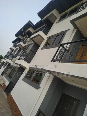 Professional Painter for Interior and Exterior Painting