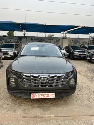 Hyundai Tucson SE 2022 Gray