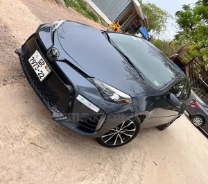 Available Salon Cars for Rentals Toyota Corolla!