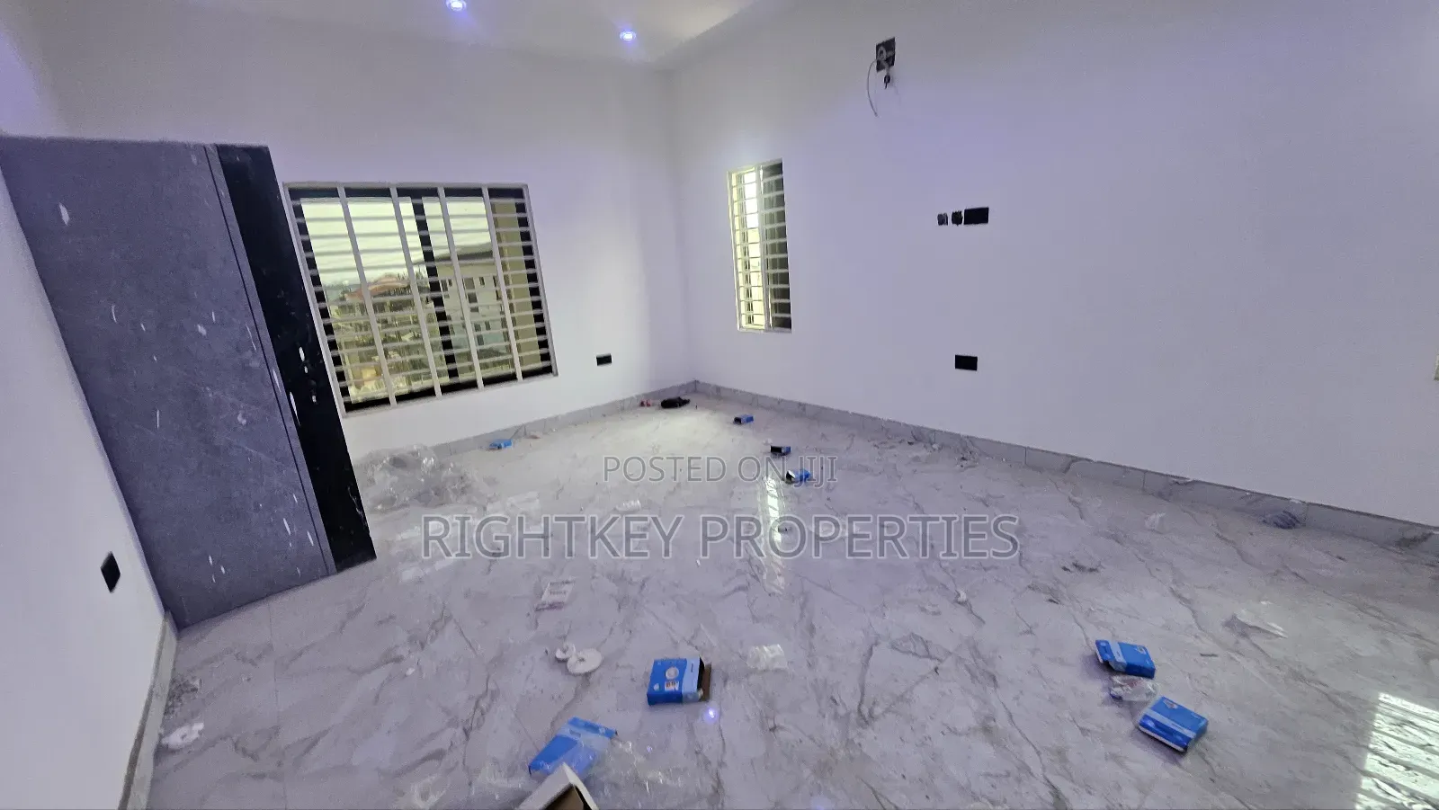 4bdrm Duplex in Rightkey, Kumasi Metropolitan for sale