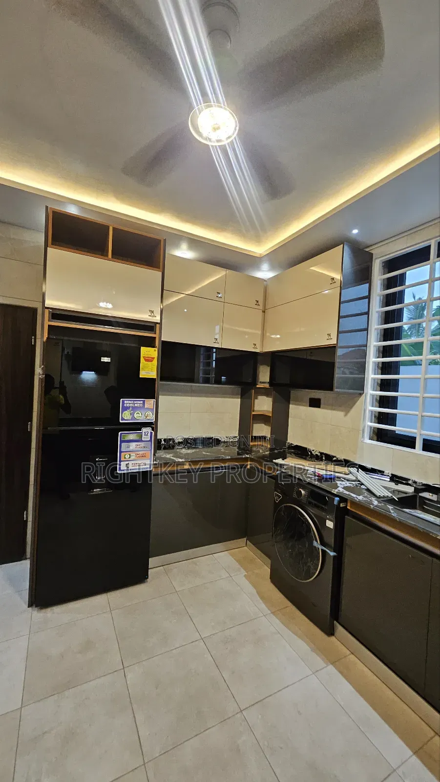 5bdrm Mansion in Santasi Kotwi, Kumasi Metropolitan for sale
