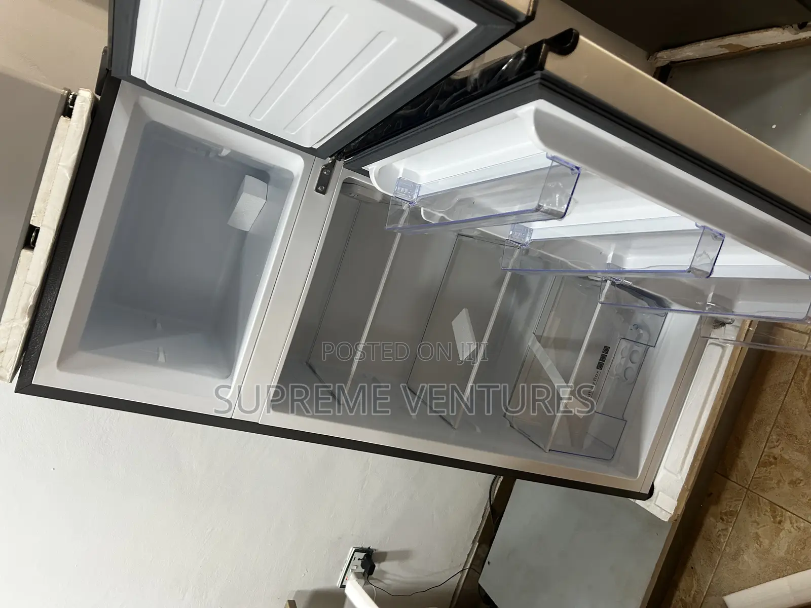 Sigma STDF-220 Double Door Top Freezer Refrigerator – 207l