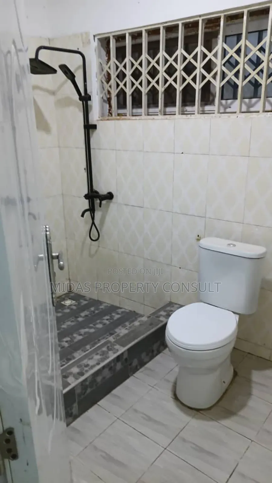 4bdrm House in Kpone Barrier, Tema Metropolitan for sale