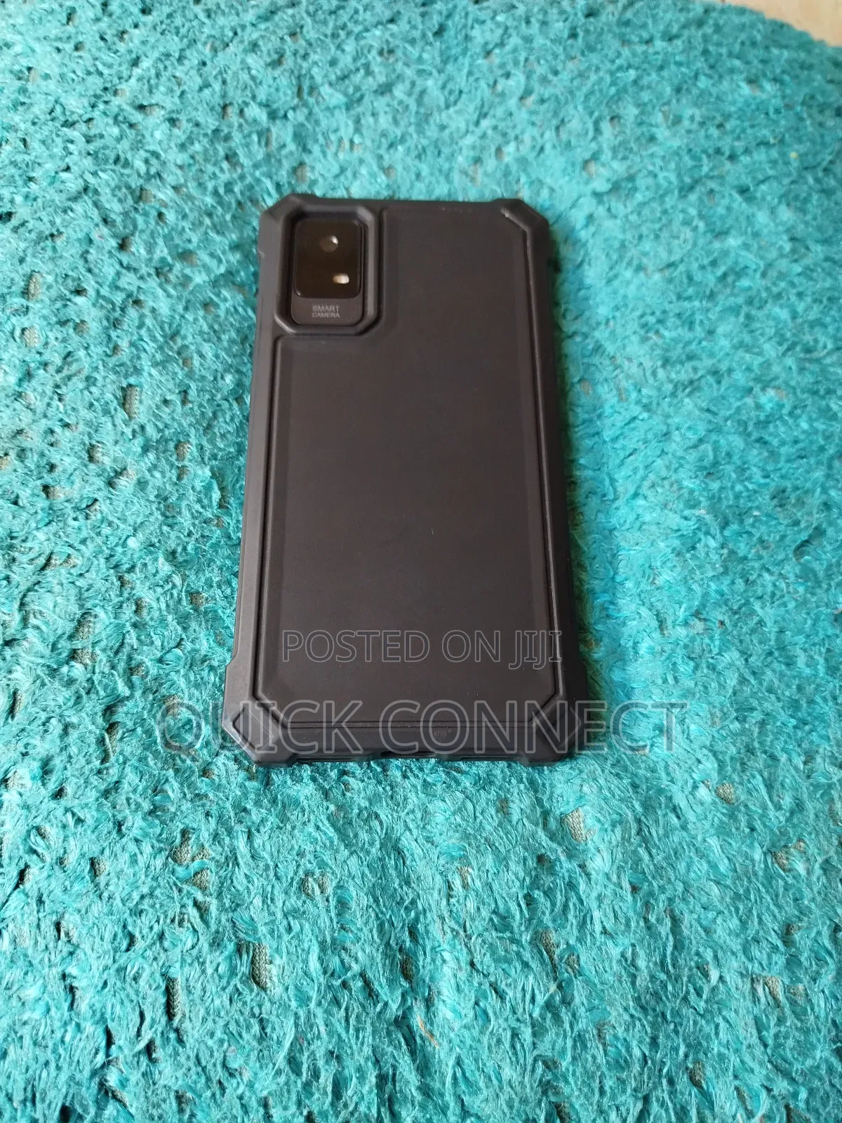 TCL Ion X 32 GB Black