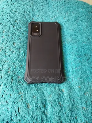 TCL Ion X 32 GB Black