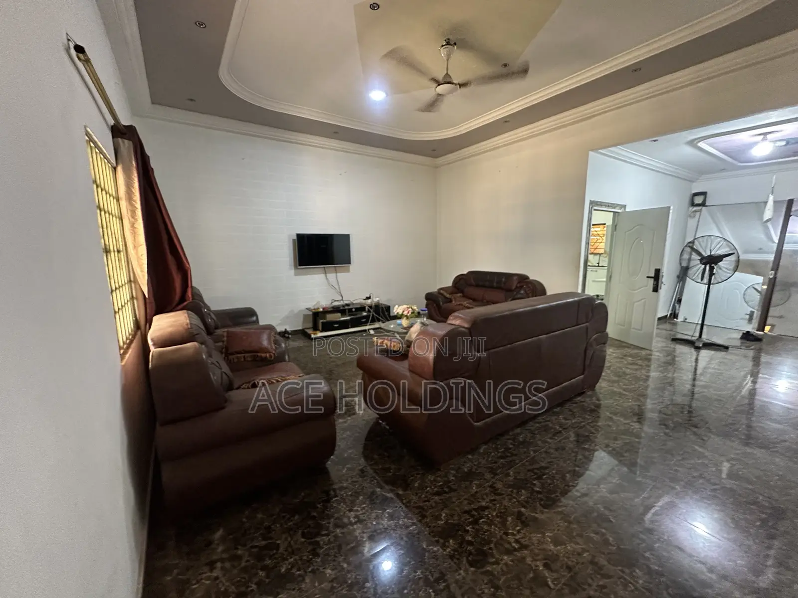 3bdrm House in Community 18, Spintex for sale