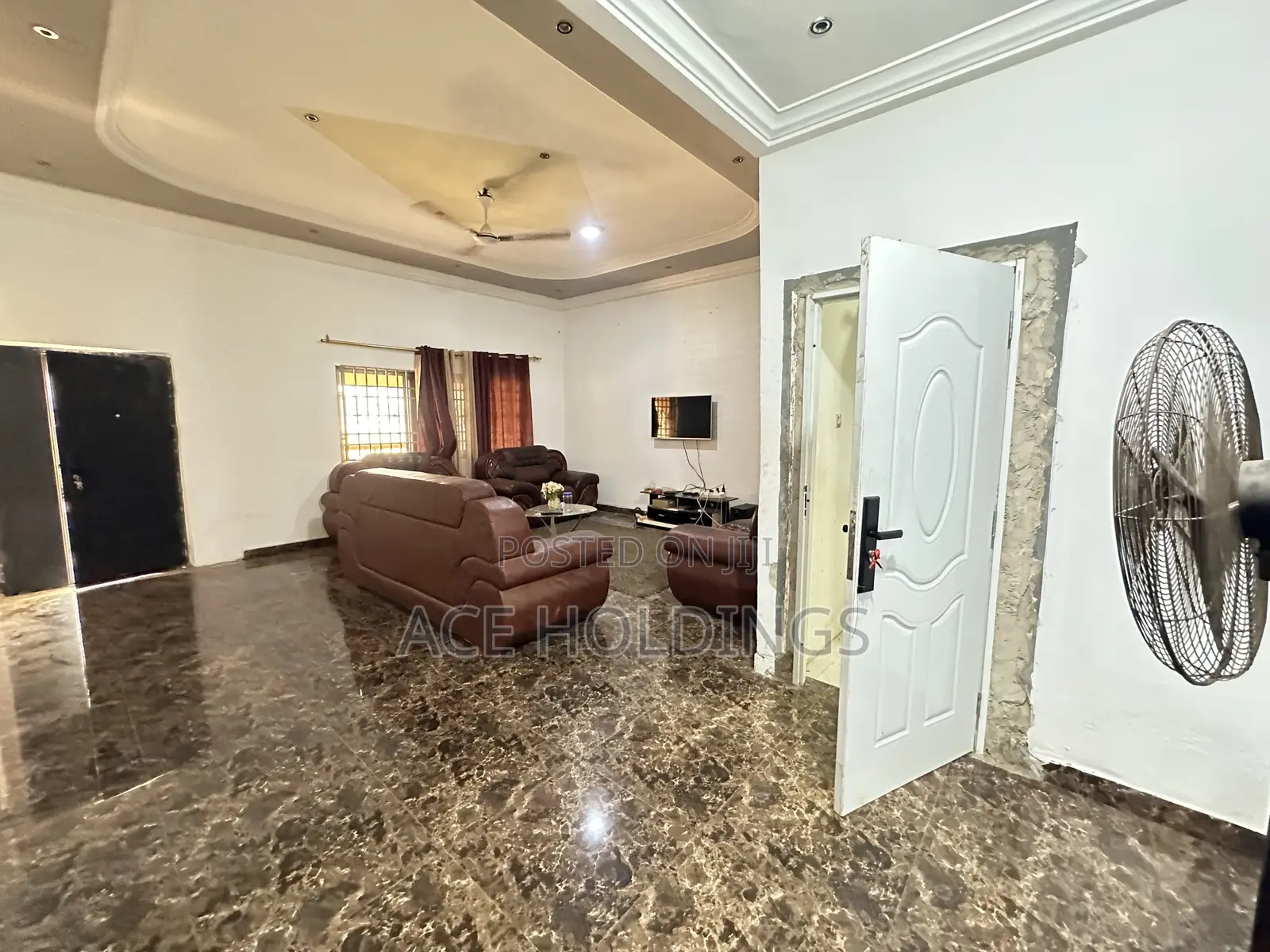 3bdrm House in Community 18, Spintex for sale