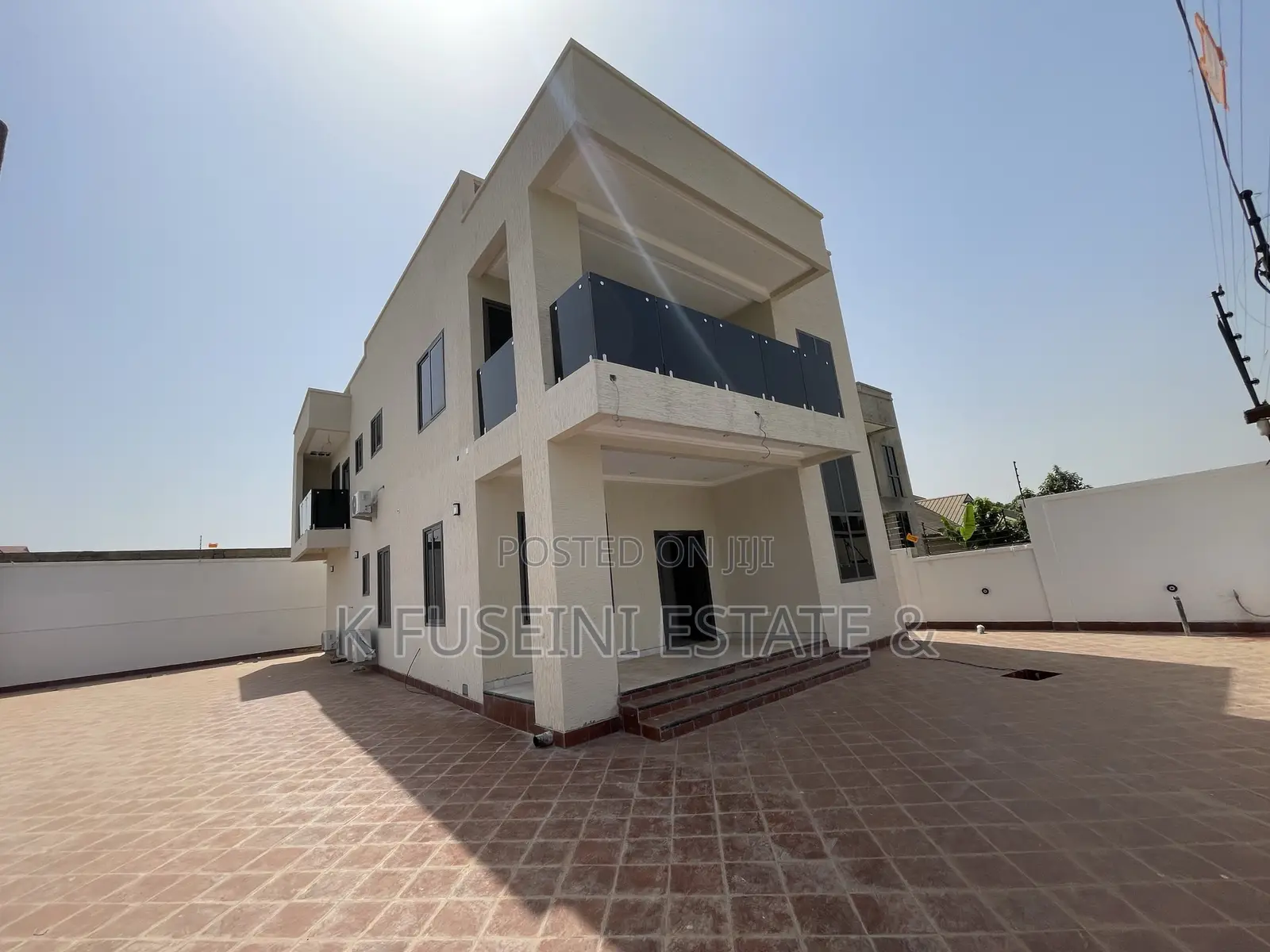 4bdrm House in K Fuseini Estate, Kumasi Metropolitan for sale