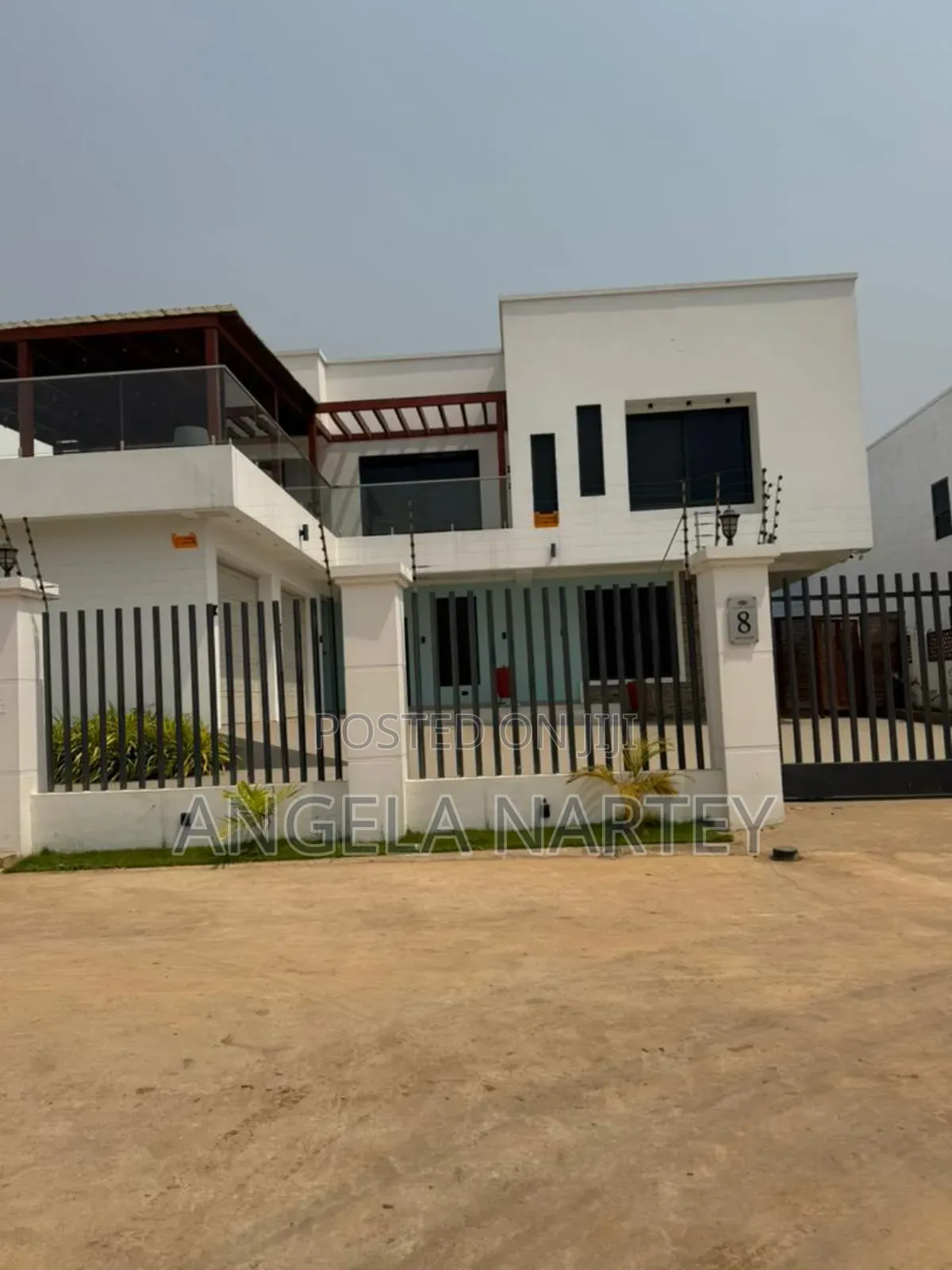Furnished 4bdrm House in Sakumono Estates for sale