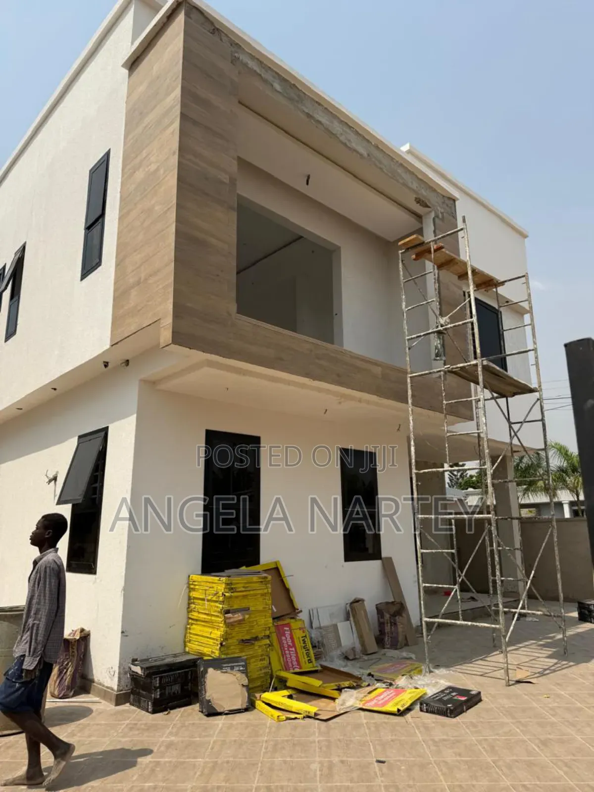 3bdrm Duplex in Baatsonaa Spintex for sale