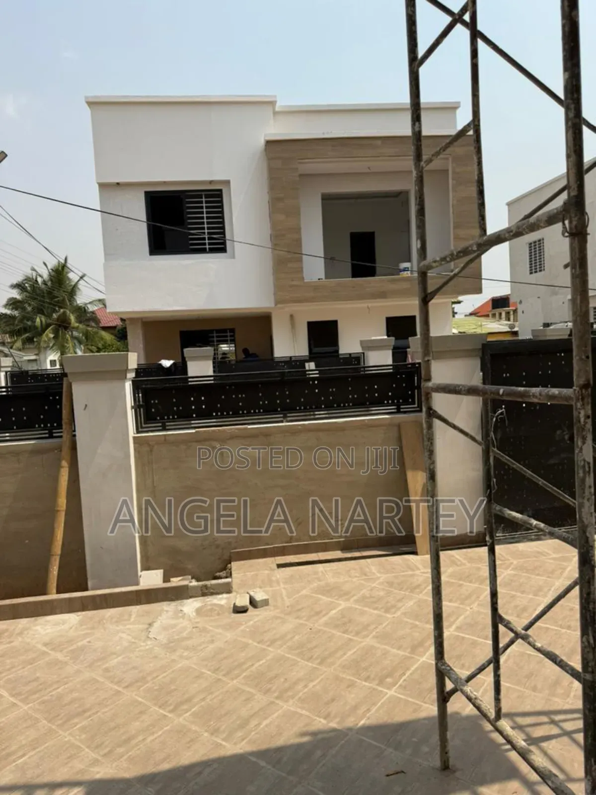 3bdrm Duplex in Baatsonaa Spintex for sale