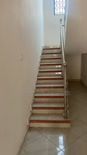 3bdrm House in Oyarifa for rent