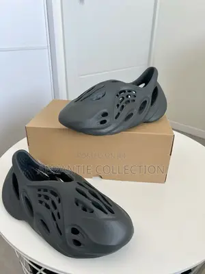 Adidas Yeezy Foam Runner