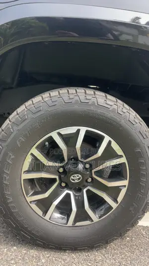 Toyota Tacoma 2023 Gray