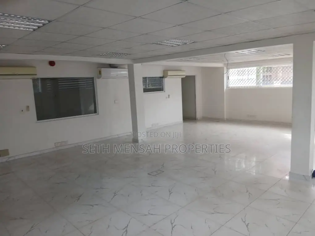 8. Bedroom Office Space for Rent at Dzorwulu