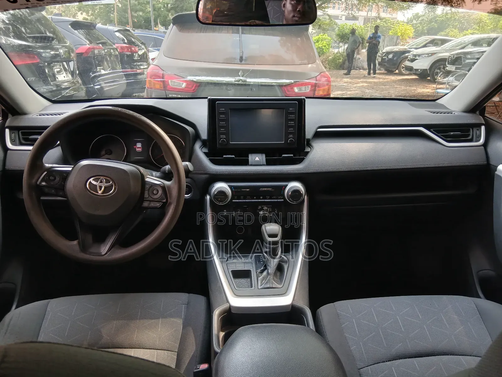 Toyota RAV4 XLE AWD 2019 Green