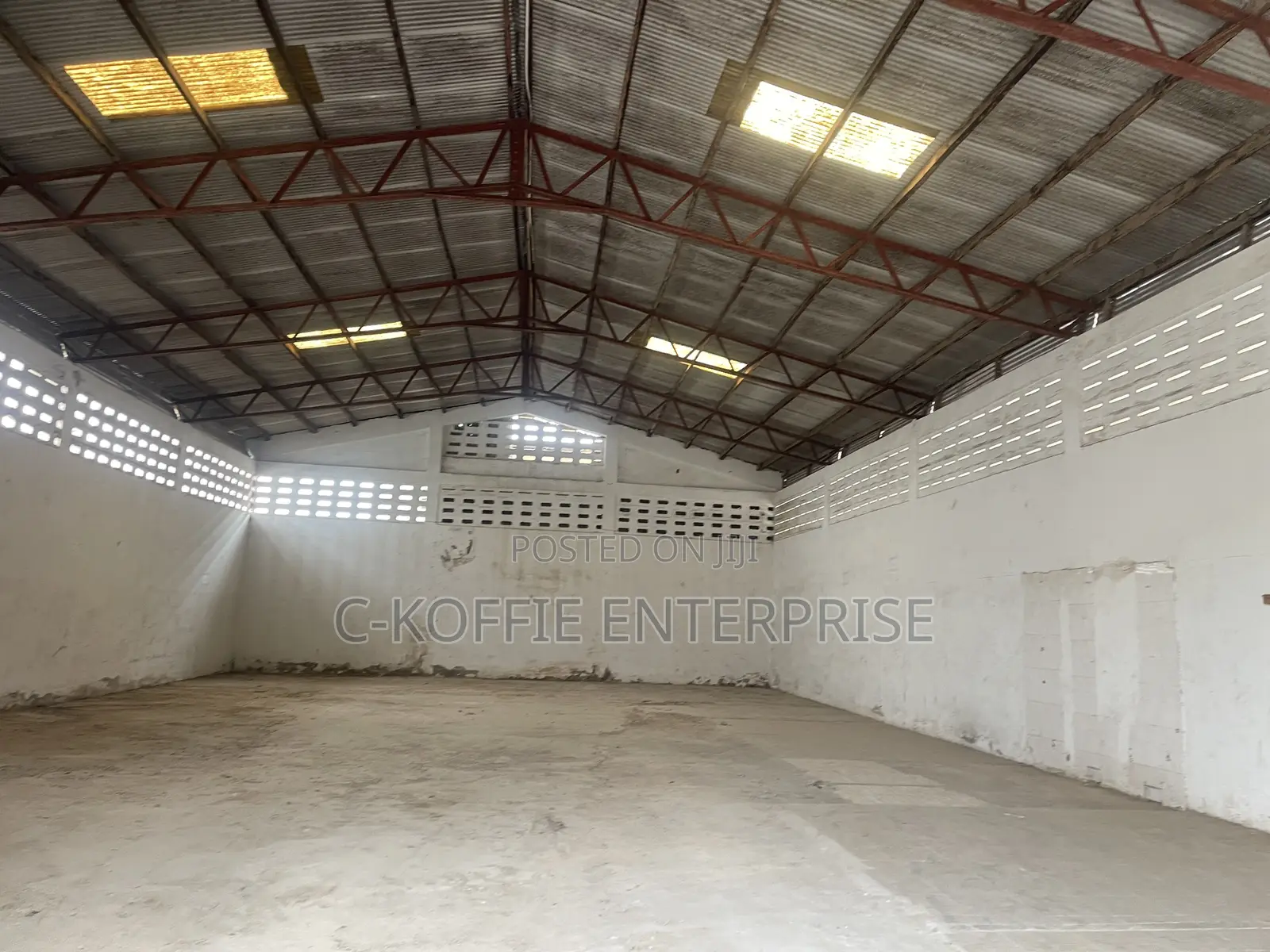 900 SQM Warehouse at North Kaneshie Industrial Area for Rent