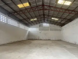 900 SQM Warehouse at North Kaneshie Industrial Area for Rent