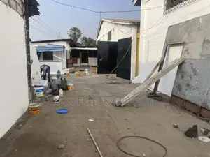 1500 Warehouse at Circle for Rent