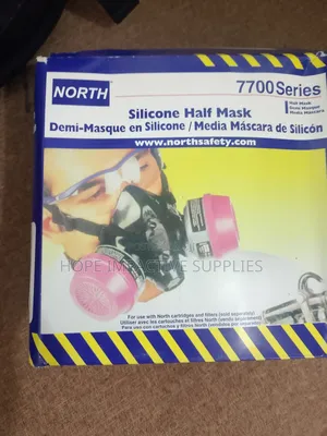 North Silicone Half Face Mask.