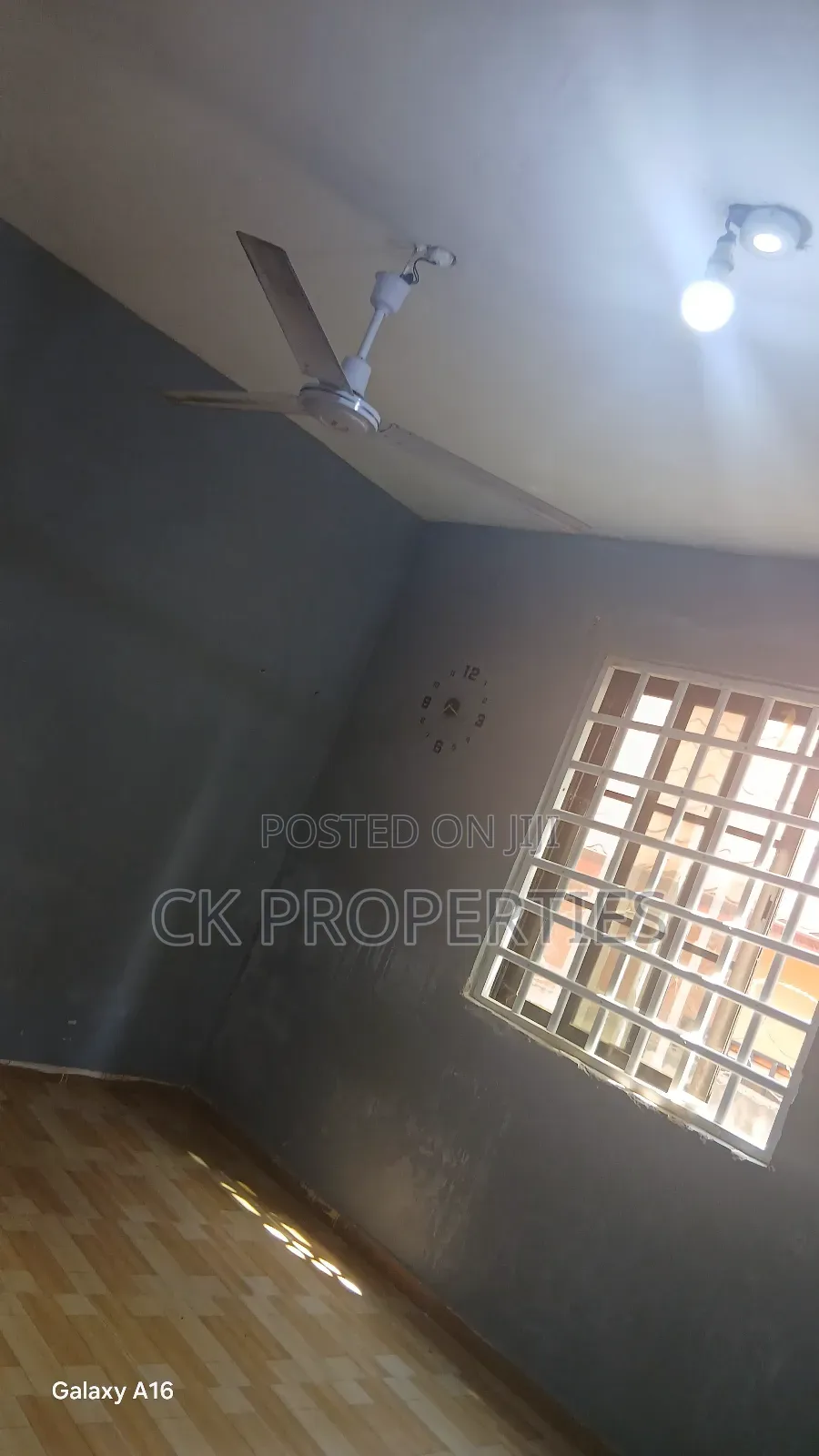 Mini Flat in Dome for rent